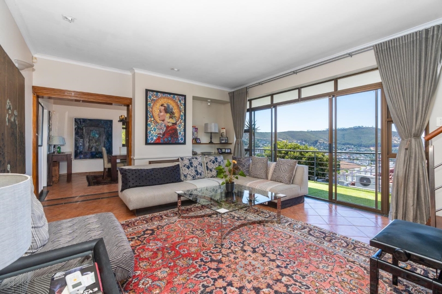 5 Bedroom Property for Sale in Oranjezicht Western Cape